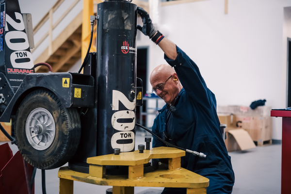 premier-hydraulic-jack-repair-service-centre
